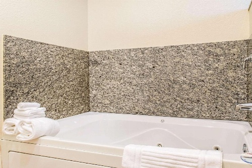 Comfort Inn & Suites Sheridan image 18