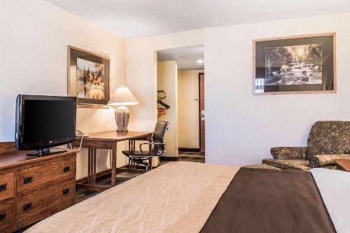 Comfort Inn & Suites Sheridan image 23