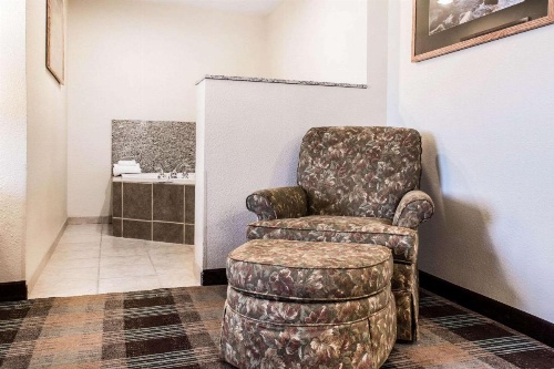Comfort Inn & Suites Sheridan image 26